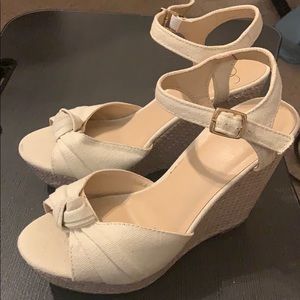 White Wedge Heel 7